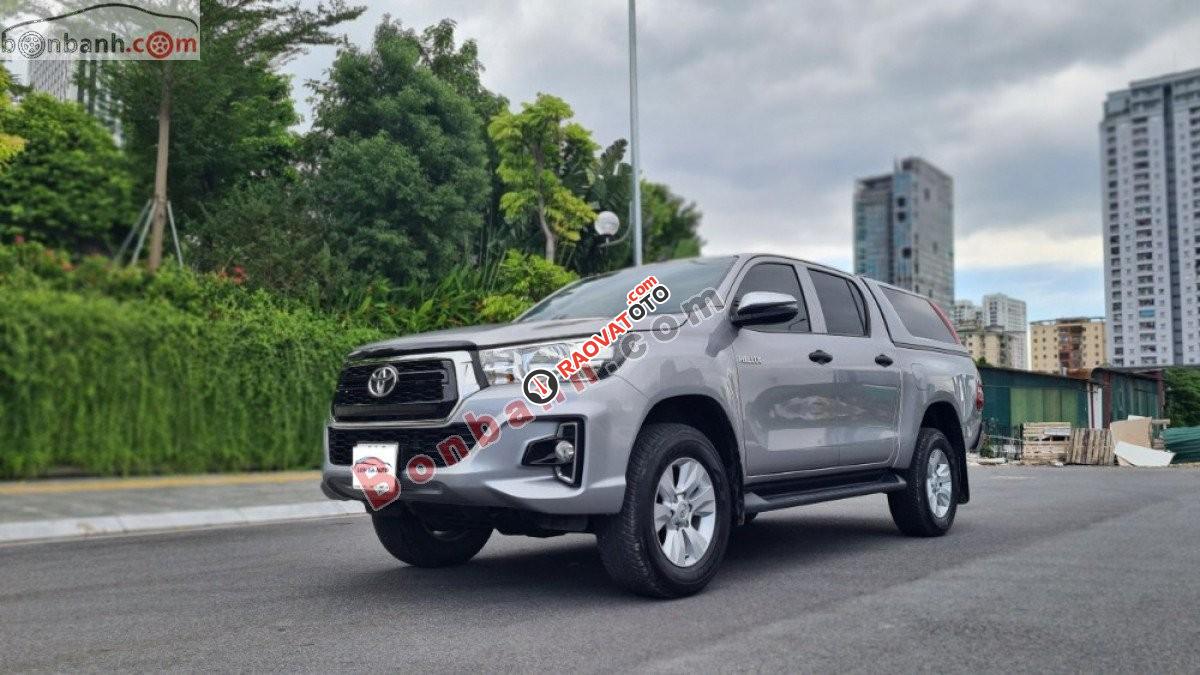 Bán xe Toyota Hilux năm 2019, màu bạc, nhập khẩu nguyên chiếc còn mới-0