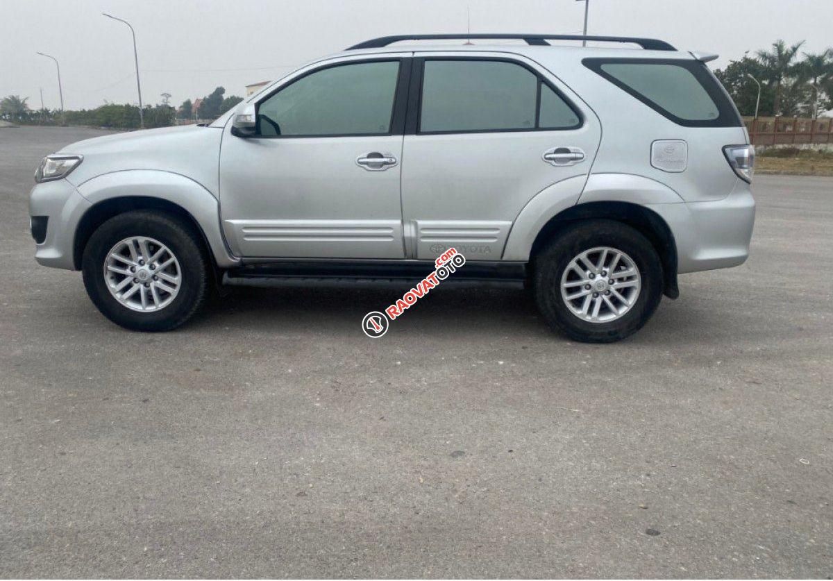 Bán Toyota Fortuner 2.7V 4x4 AT 2013, màu bạc, 515 triệu-2