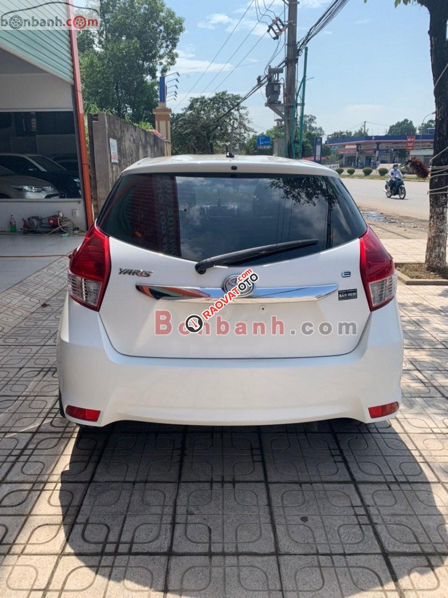Bán xe Toyota Yaris 1.3E đời 2014, màu trắng, xe nhập-1