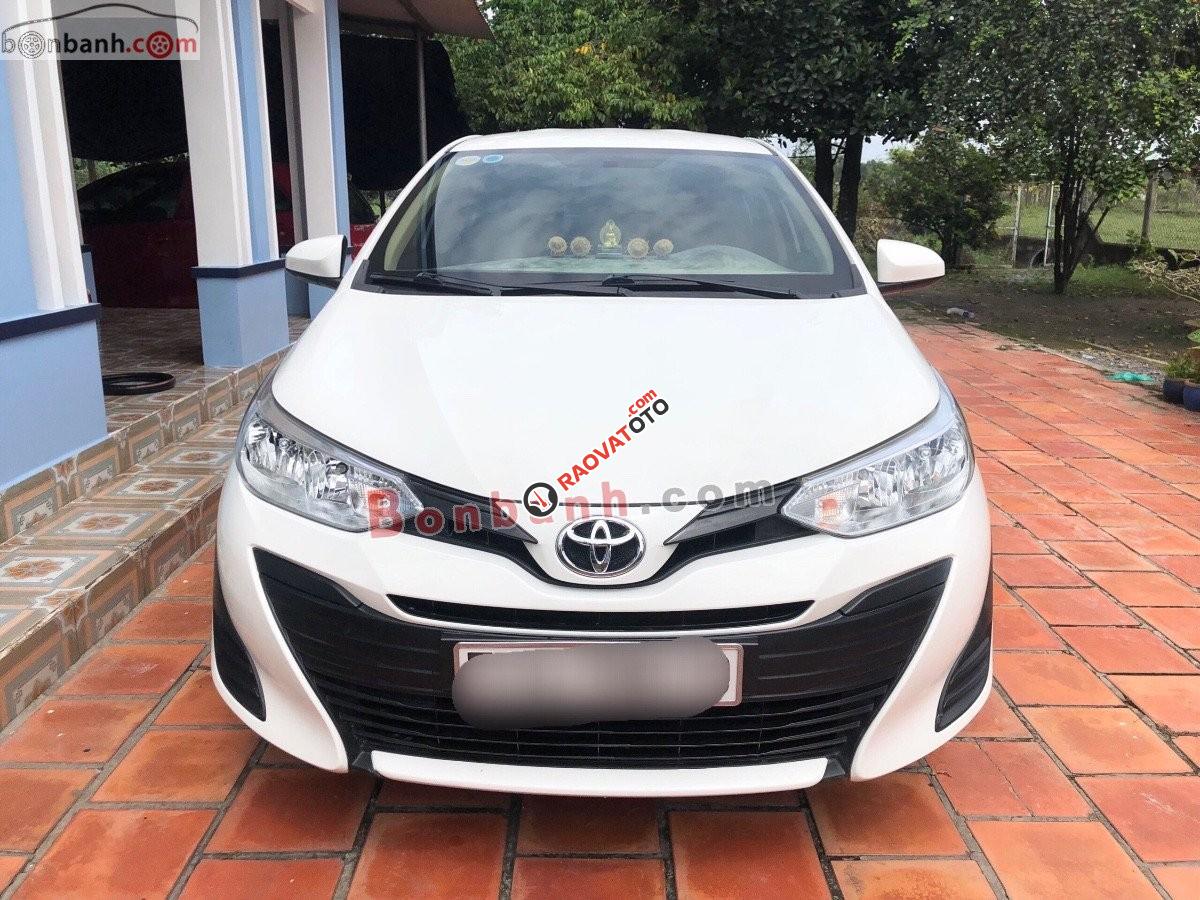 Xe Toyota Vios 1.5E MT sản xuất 2019, màu trắng còn mới-1