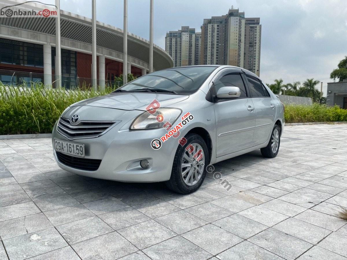 Bán xe Toyota Vios 1.5G năm 2011, màu bạc, giá 325tr-1