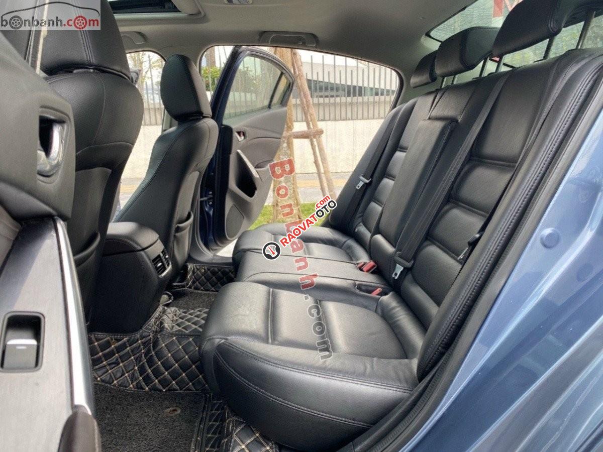 Bán xe Mazda 6 2.0L Premium năm 2017, màu xanh lam ít sử dụng-9