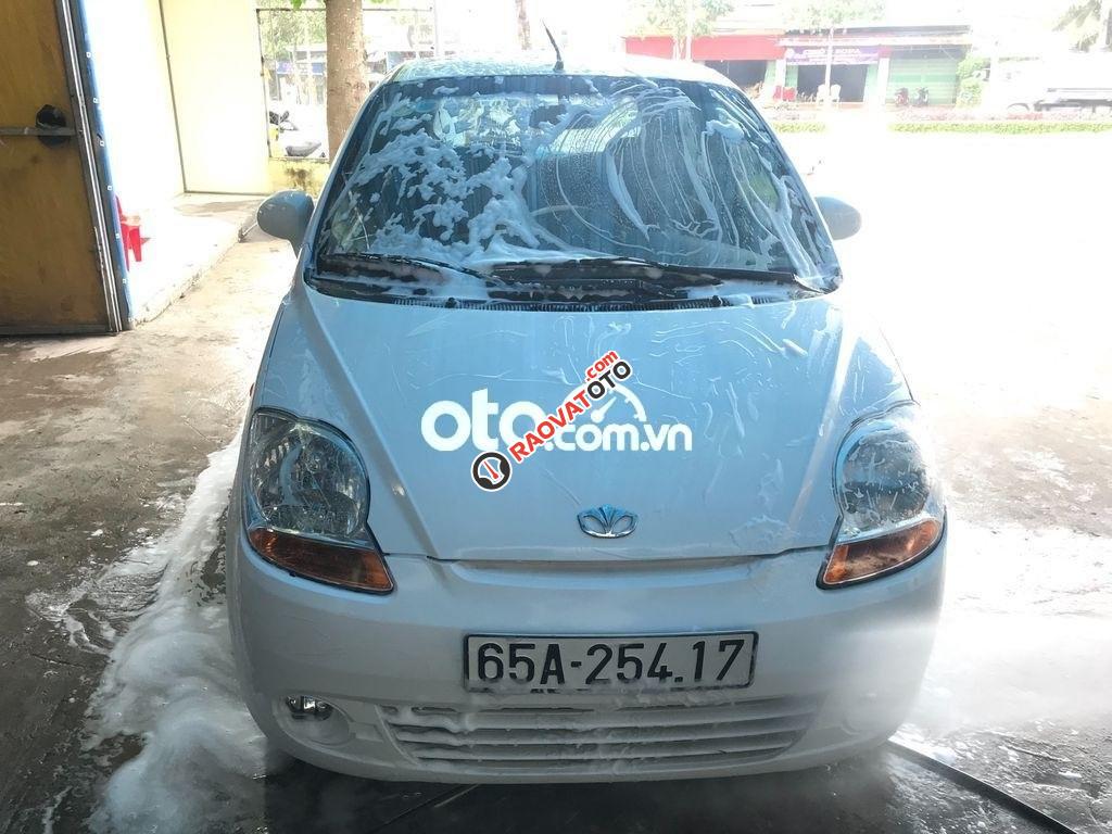 Cần bán gấp Daewoo Matiz đời 2011, màu trắng, nhập khẩu nguyên chiếc  -7