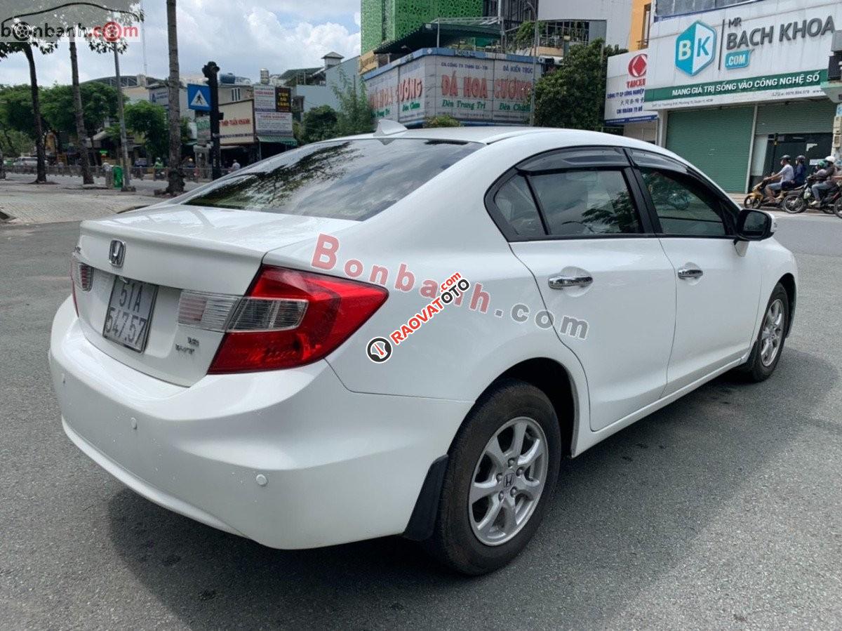 Bán Honda Civic 1.8 AT đời 2013, màu trắng -2