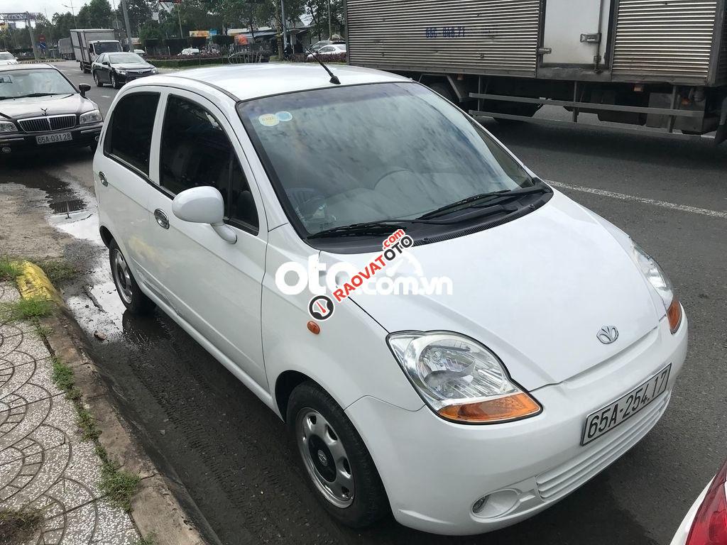 Cần bán gấp Daewoo Matiz đời 2011, màu trắng, nhập khẩu nguyên chiếc  -1