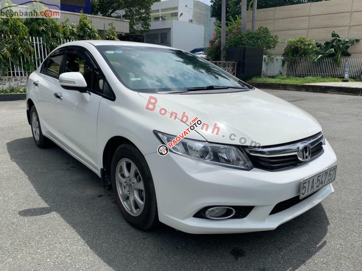 Bán Honda Civic 1.8 AT đời 2013, màu trắng -1