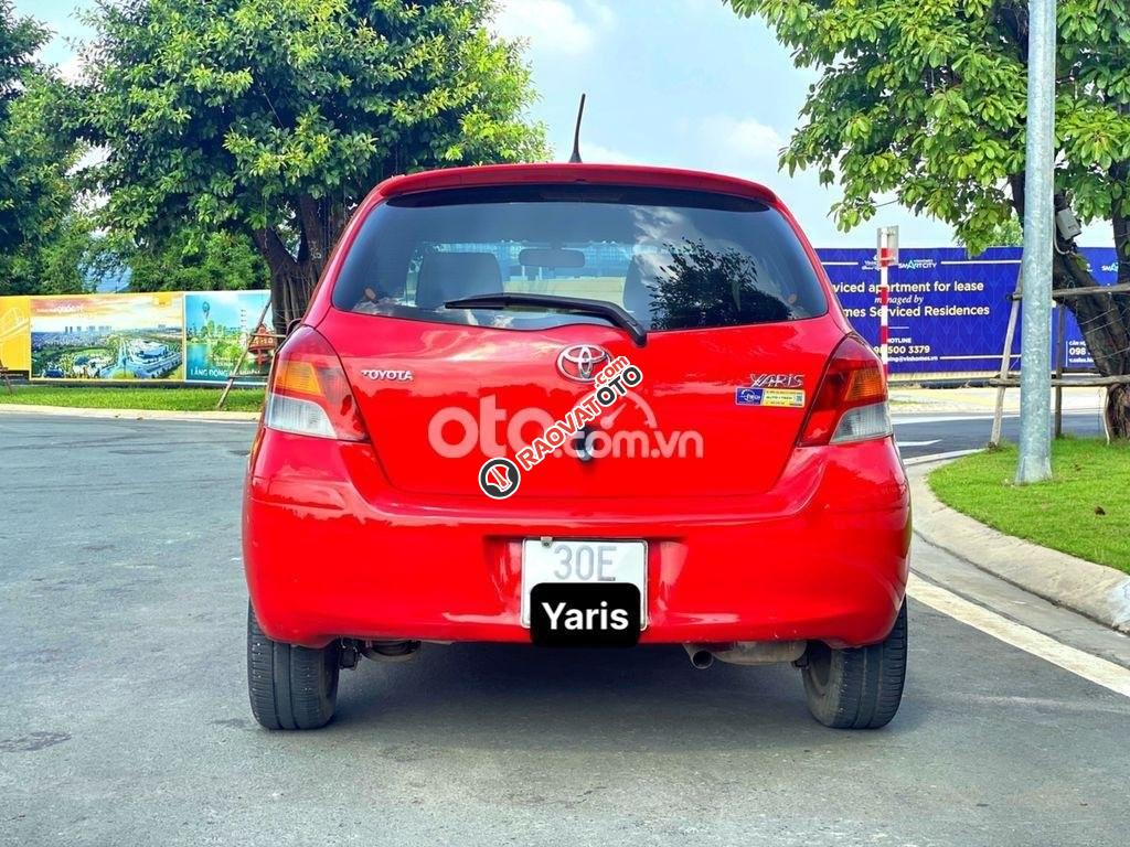 Bán Toyota Yaris 1.3 đời 2009, màu đỏ còn mới-9