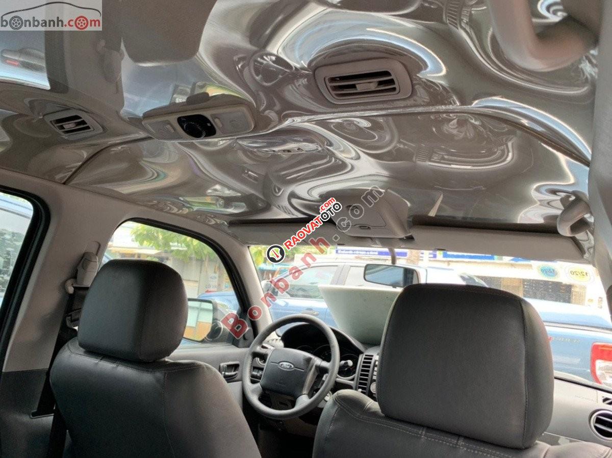 Cần bán gấp Ford Everest Limited đời 2014, màu xám  -7