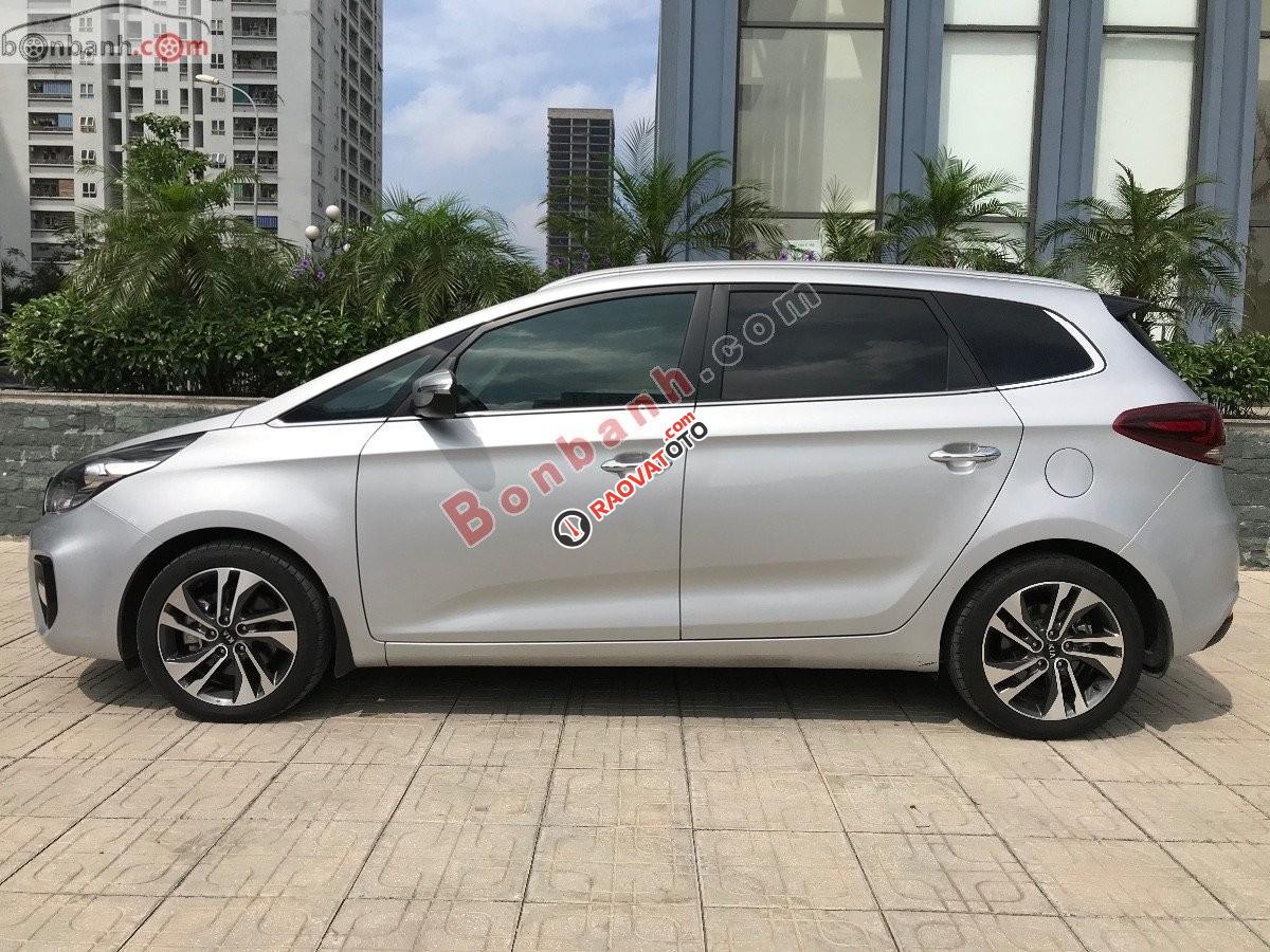 Bán Kia Rondo 2.0GAT sản xuất năm 2016, màu bạc số tự động, giá 459tr-2