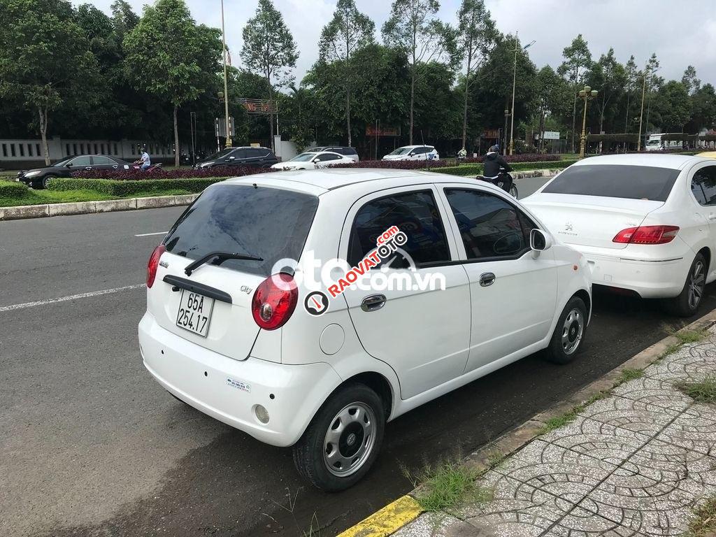 Cần bán gấp Daewoo Matiz đời 2011, màu trắng, nhập khẩu nguyên chiếc  -3