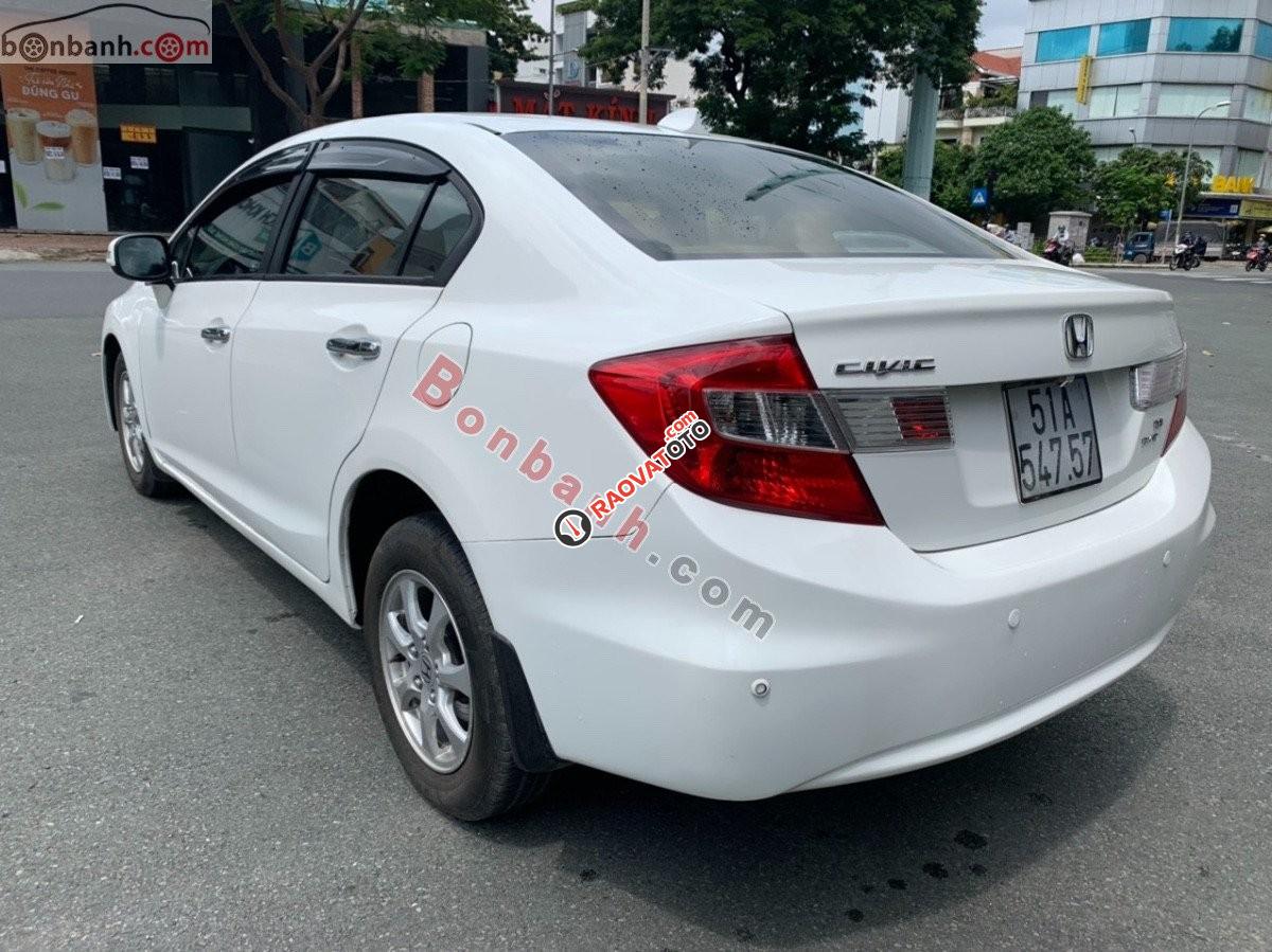 Bán Honda Civic 1.8 AT đời 2013, màu trắng -3