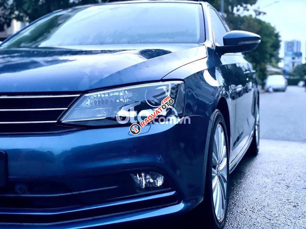 Bán xe Volkswagen Jetta năm sản xuất 2016, màu xanh lam -5