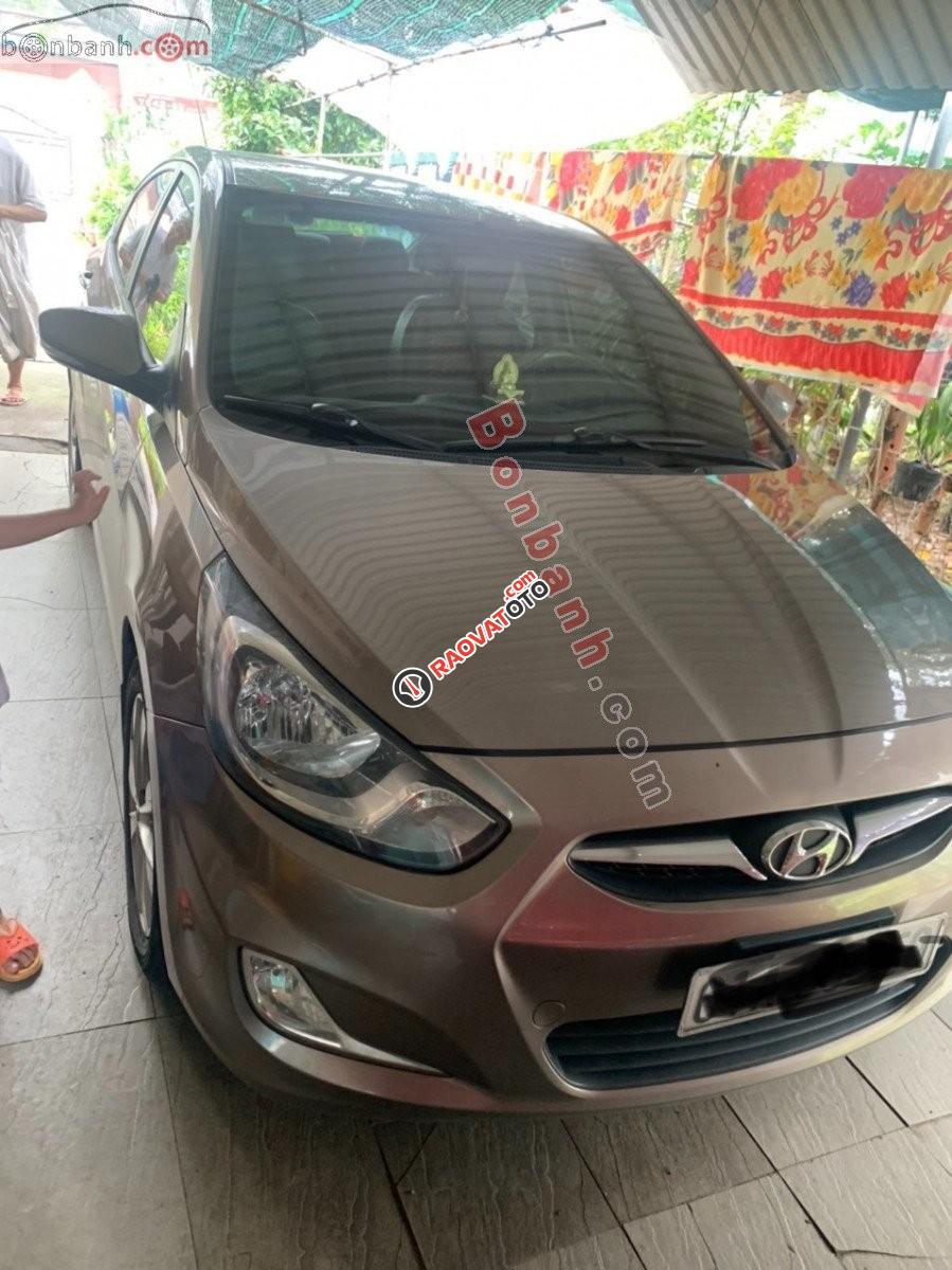 Cần bán xe Hyundai Accent 1.4 AT đời 2012, màu xám, nhập khẩu nguyên chiếc   -1