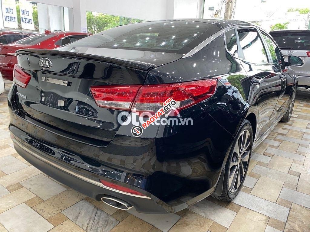 Bán xe Kia Optima 2.0AT đời 2017, màu đen-6