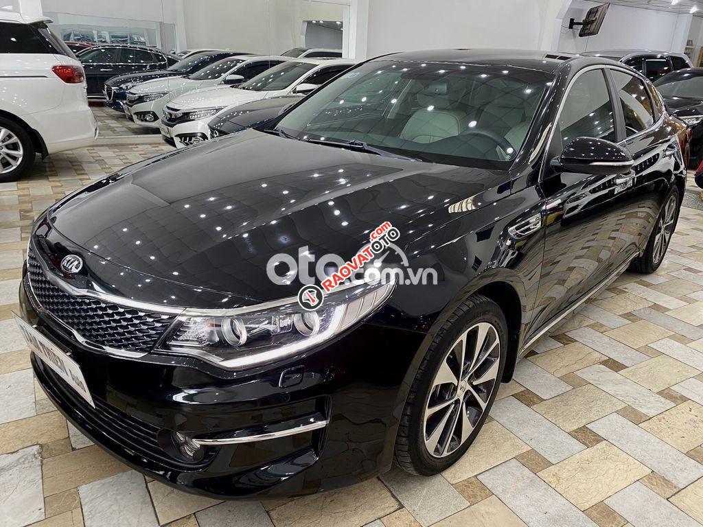 Bán xe Kia Optima 2.0AT đời 2017, màu đen-9