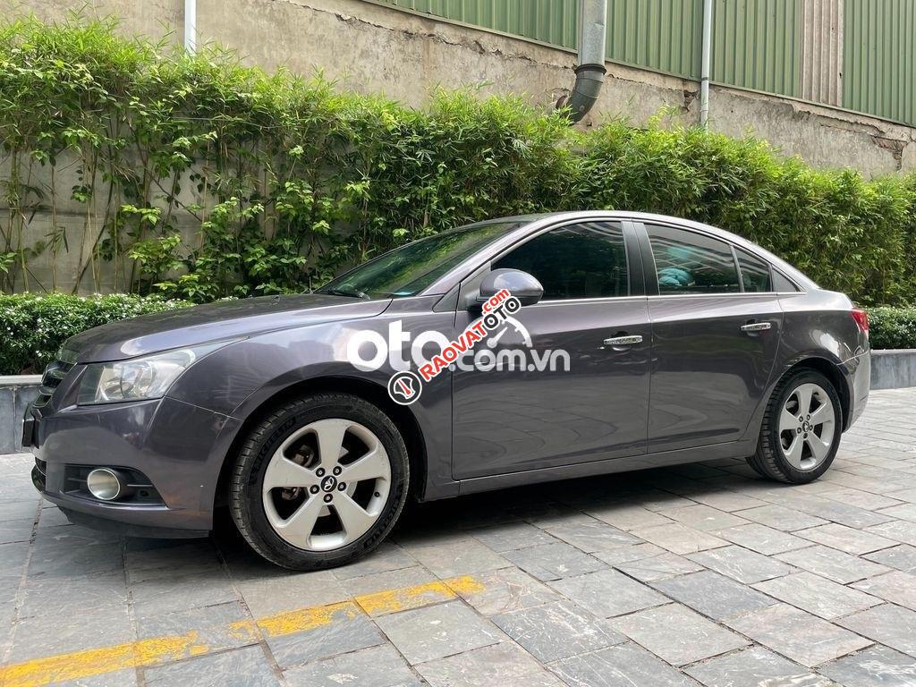 Cần bán xe Daewoo Lacetti CDX năm sản xuất 2011, màu xám, nhập khẩu-2