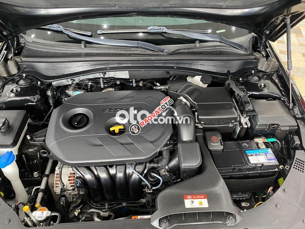 Bán xe Kia Optima 2.0AT đời 2017, màu đen-4