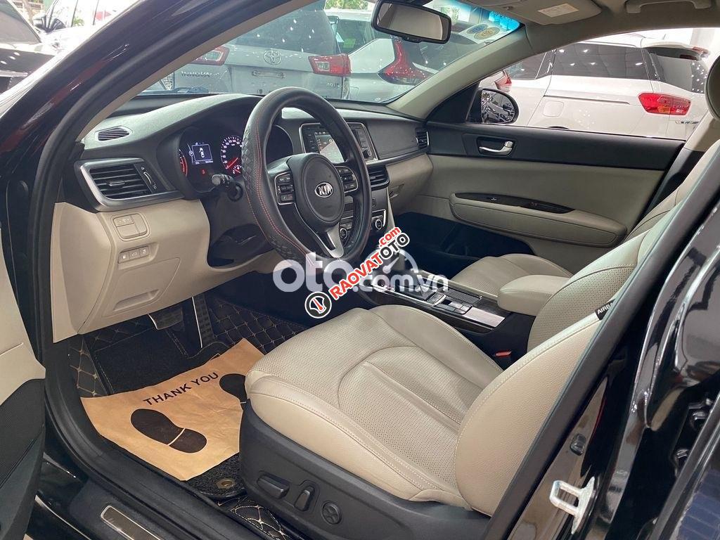 Bán xe Kia Optima 2.0AT đời 2017, màu đen-1