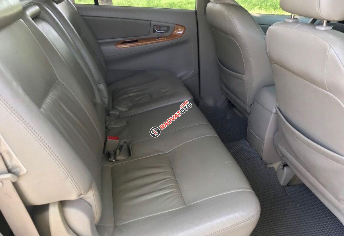 Bán xe Toyota Innova 2.0V đời 2008, màu bạc -1