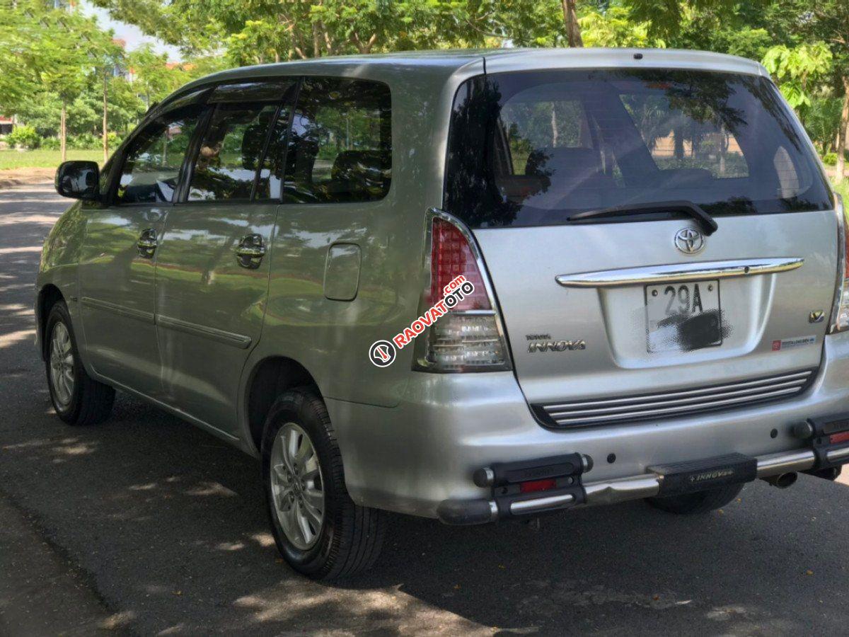 Bán xe Toyota Innova 2.0V đời 2008, màu bạc -4