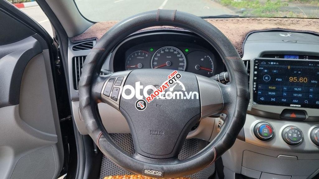 Bán Hyundai Avante 1.6 MT năm sản xuất 2013, màu đen  -10