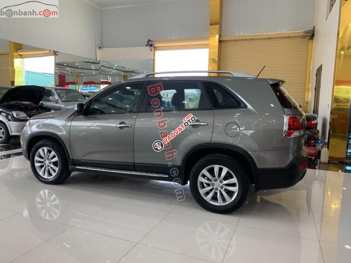 Bán xe Kia Sorento 2.4AT đời 2013, màu xám-1