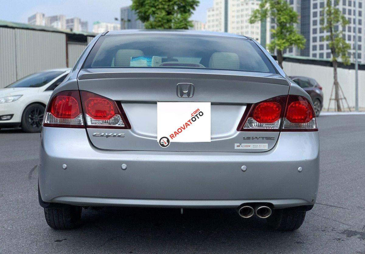 Cần bán xe Honda Civic 1.8 AT sản xuất 2011, màu bạc còn mới, giá 418tr-1