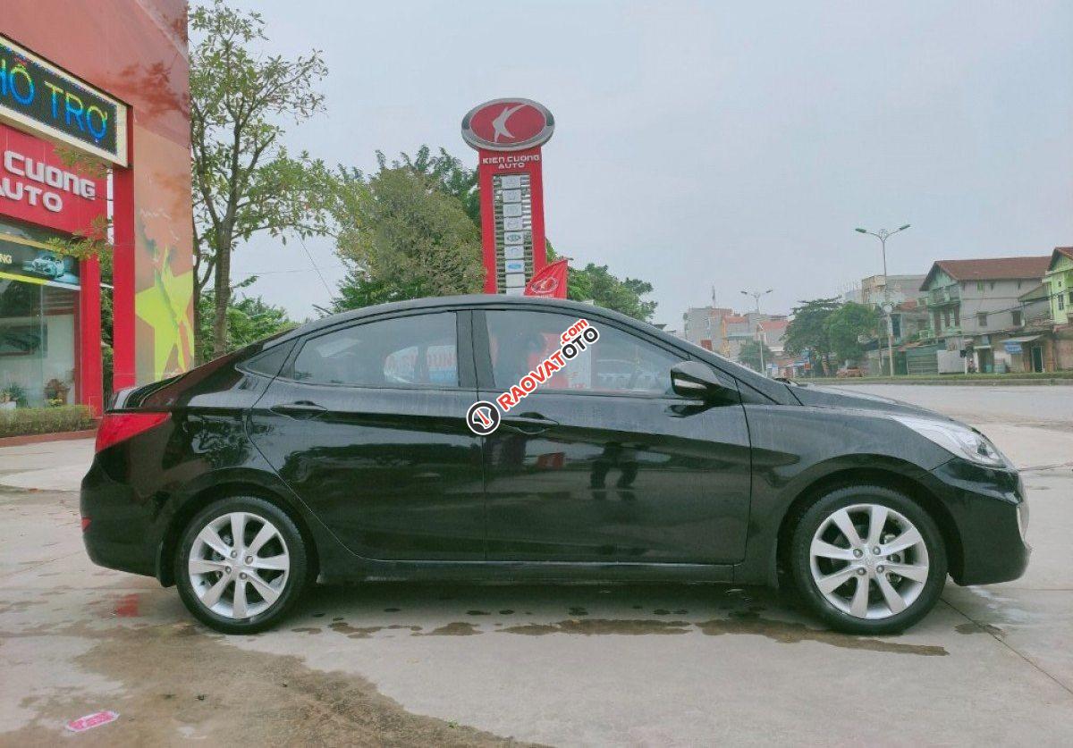 Cần bán Hyundai Accent 1.4 MT đời 2014, màu đen, nhập khẩu-1