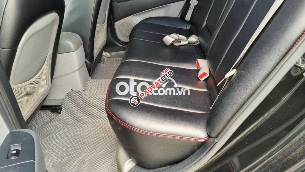 Bán Hyundai Avante 1.6 MT năm sản xuất 2013 còn mới, giá 285tr-6