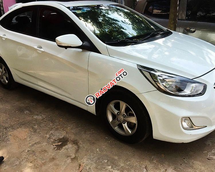 Bán Hyundai Accent 1.4 AT đời 2011, màu trắng, nhập khẩu, giá chỉ 340 triệu-0