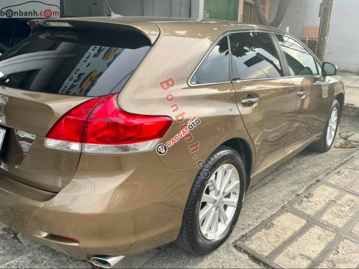 Cần bán xe Toyota Venza 2.7 AT 2010, xe nhập, giá tốt-2