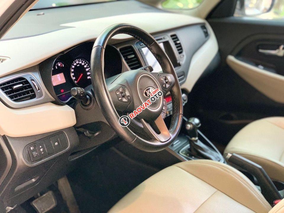 Cần bán xe Kia Rondo AT sản xuất năm 2019, màu trắng giá cạnh tranh-1