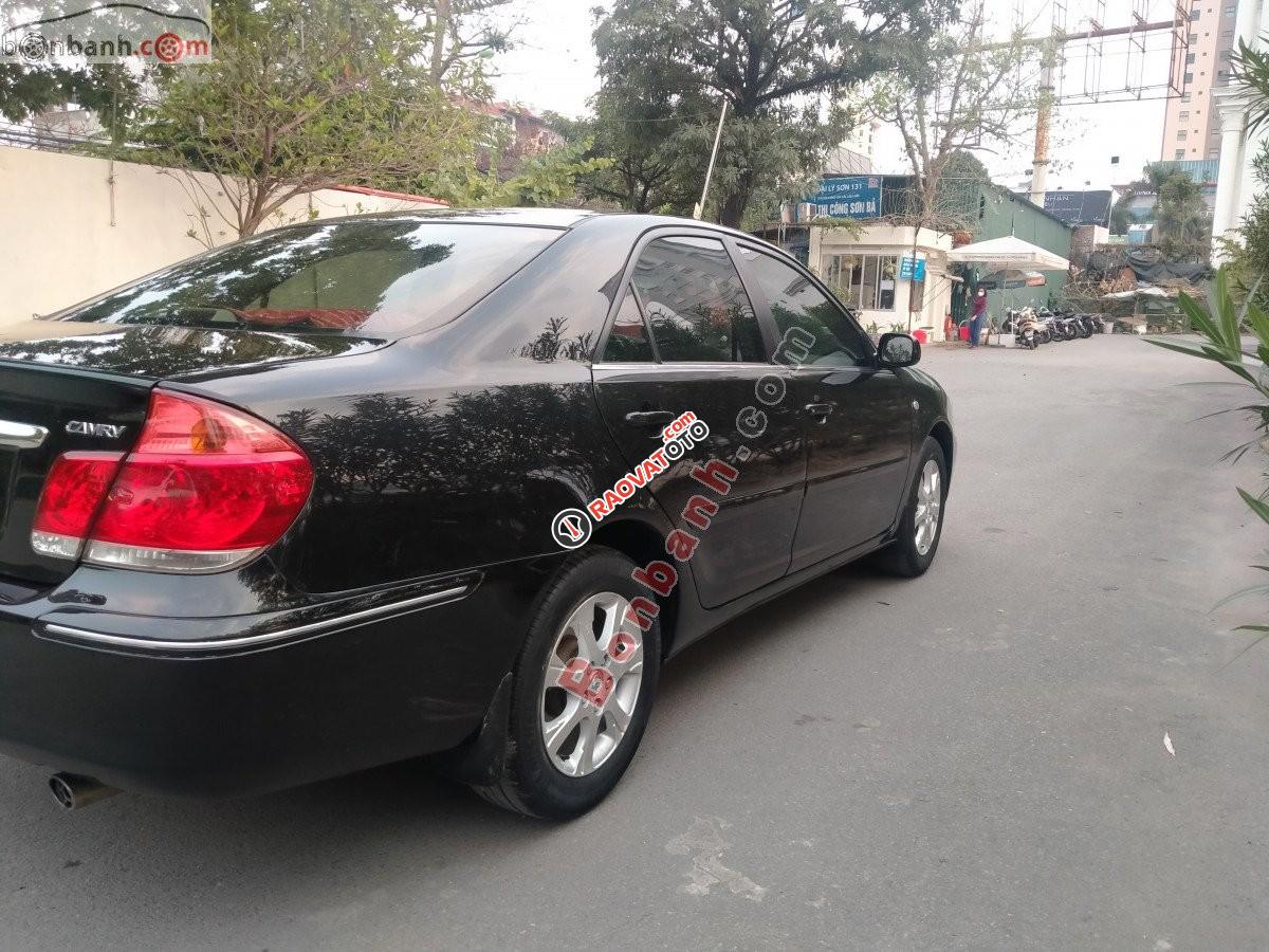 Cần bán Toyota Camry G sản xuất 2004, màu đen-4