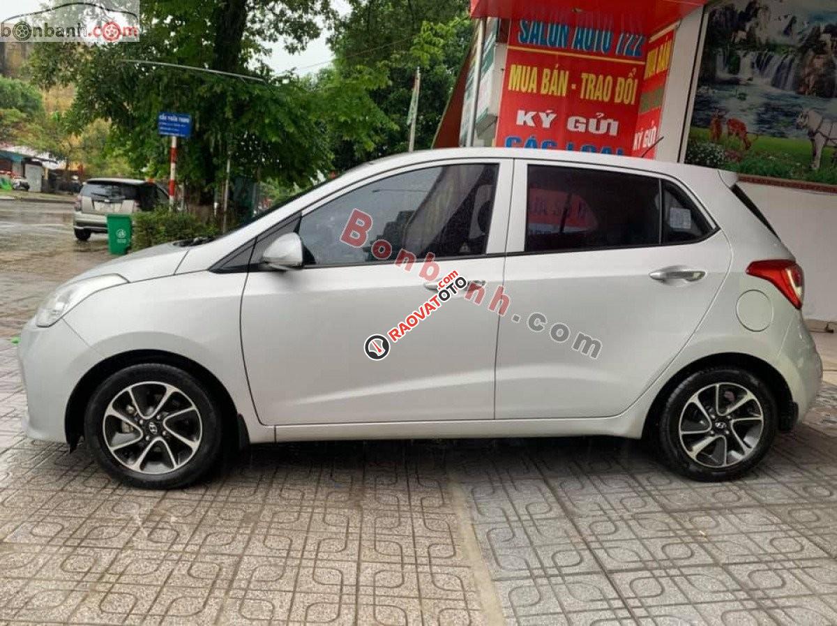 Cần bán Hyundai Grand i10 1.0 MT đời 2017, màu trắng, xe nhập, 273 triệu-5