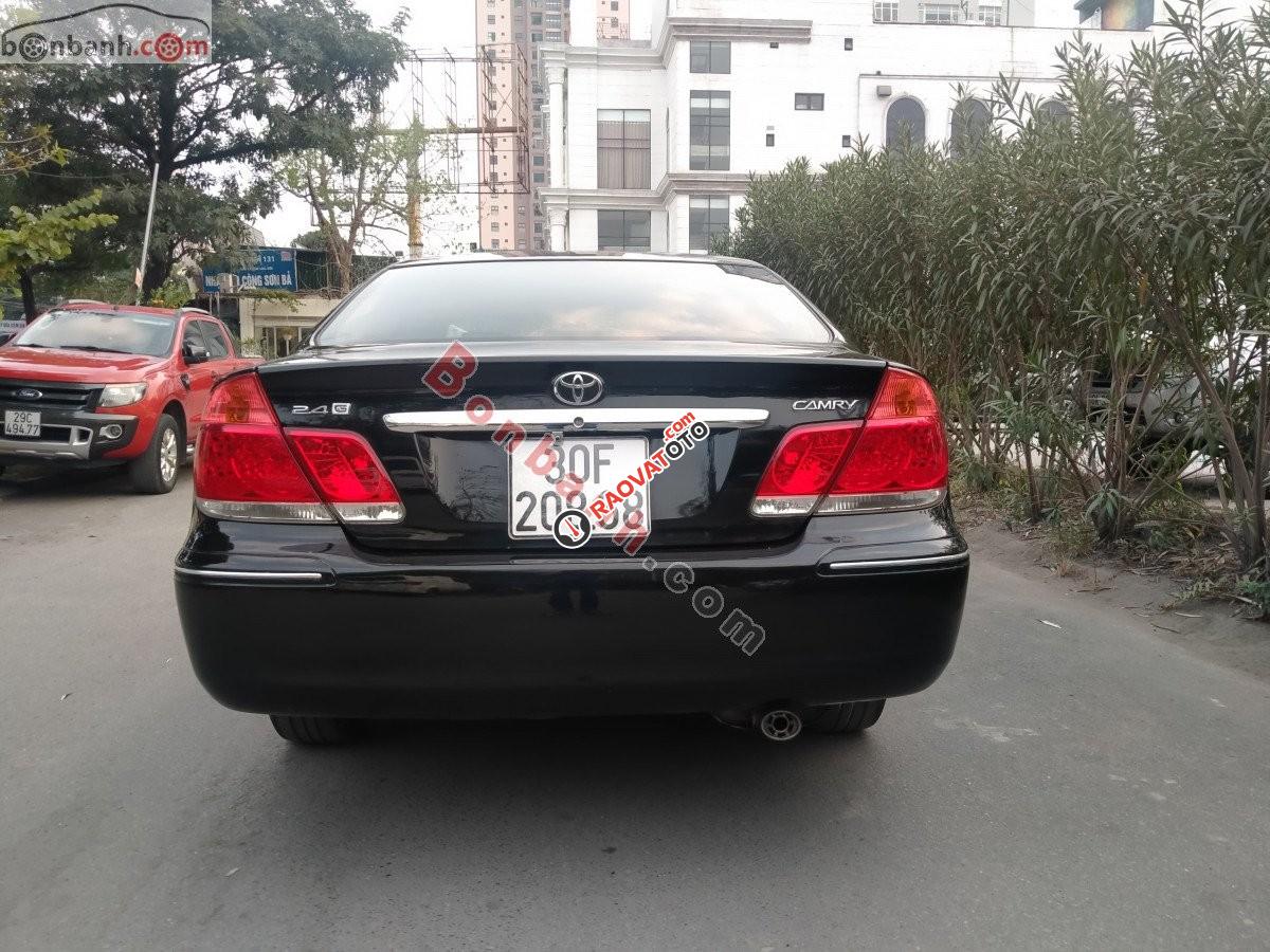 Cần bán Toyota Camry G sản xuất 2004, màu đen-5