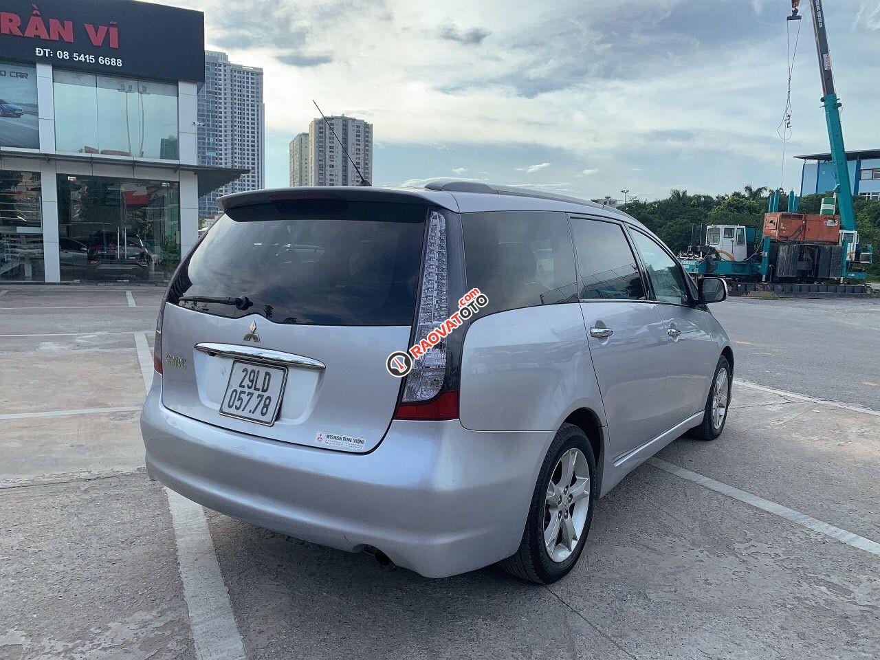 Xe Mitsubishi Grandis 2.4 sản xuất năm 2008 giá cạnh tranh-5