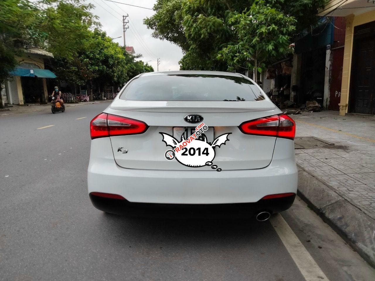 Cần bán xe Kia K3 MT năm 2014 giá tốt 348tr-18