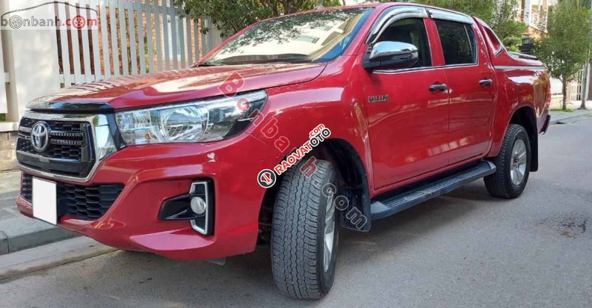 Bán Toyota Hilux E 2018, màu đỏ, nhập khẩu nguyên chiếc, 620 triệu-1