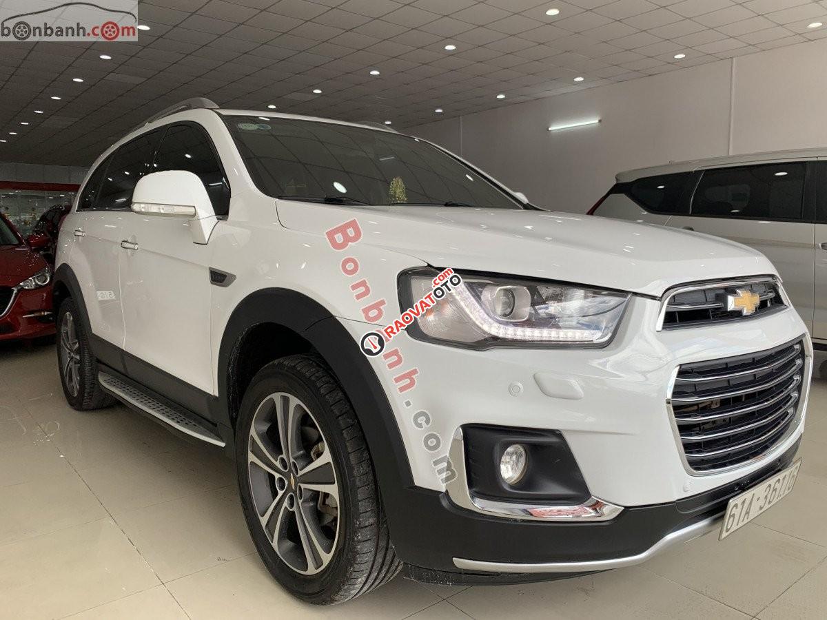 Cần bán lại xe Chevrolet Captiva LTZ sản xuất 2017, màu trắng, xe nhập, 545tr-0
