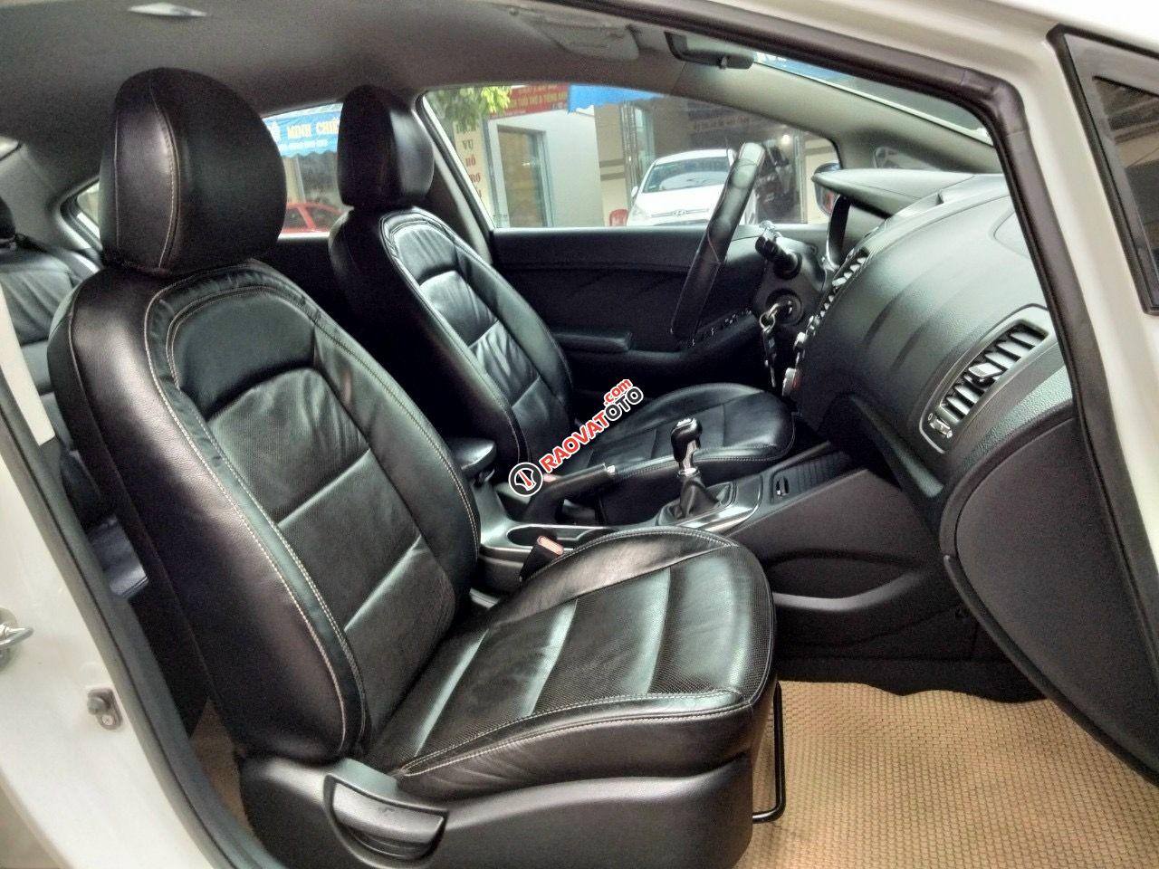 Cần bán xe Kia K3 MT năm 2014 giá tốt 348tr-11