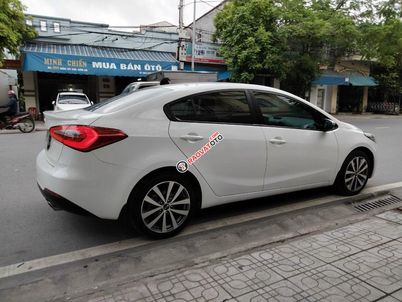Cần bán xe Kia K3 MT năm 2014 giá tốt 348tr-16