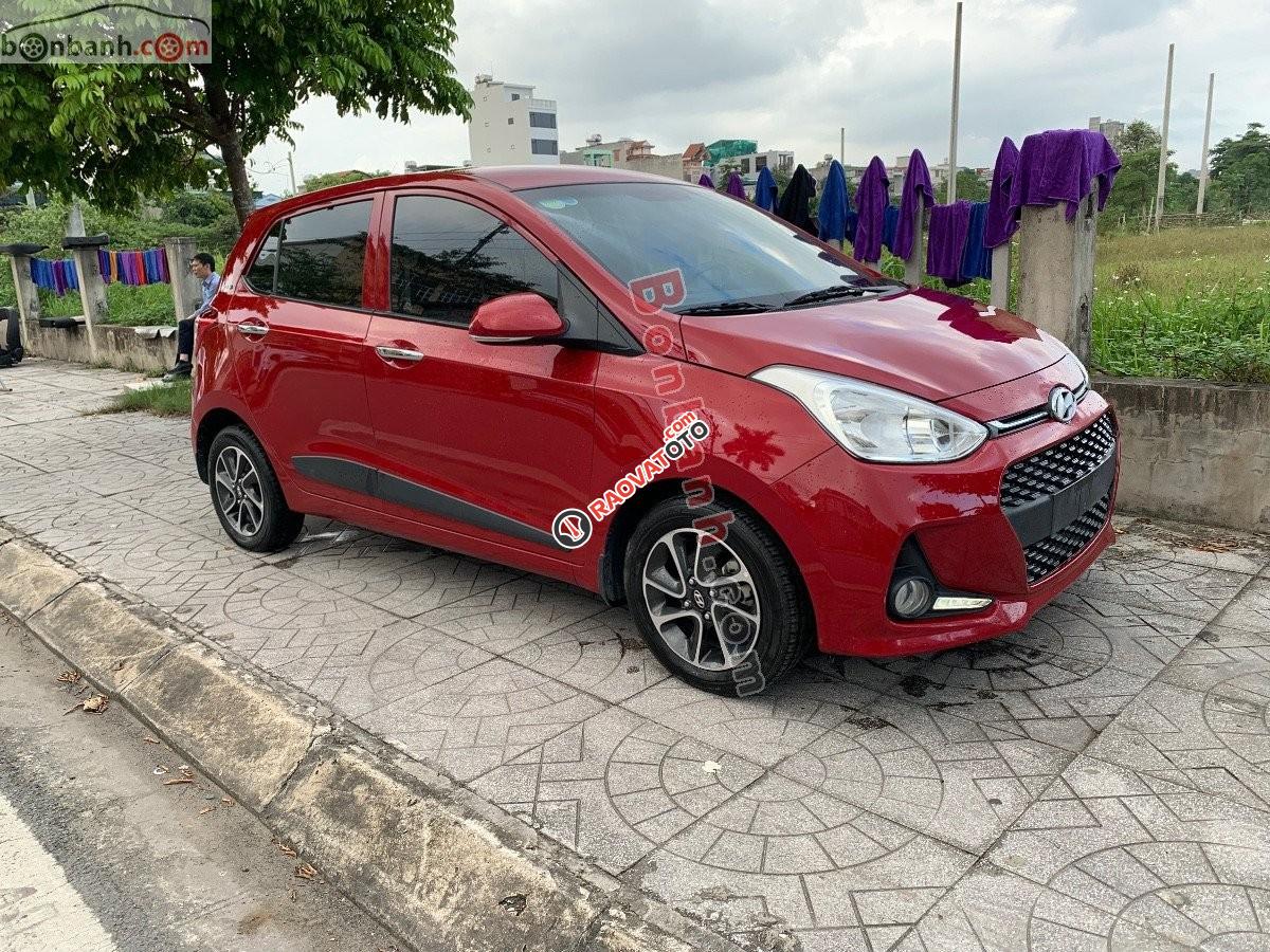 Xe Hyundai Grand i10 1.0 AT đời 2017, màu đỏ còn mới, 315tr-5