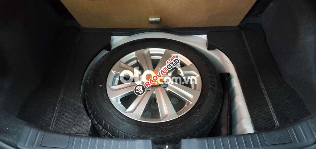 Cần bán lại xe Toyota Yaris G đời 2014, màu trắng, nhập khẩu-5