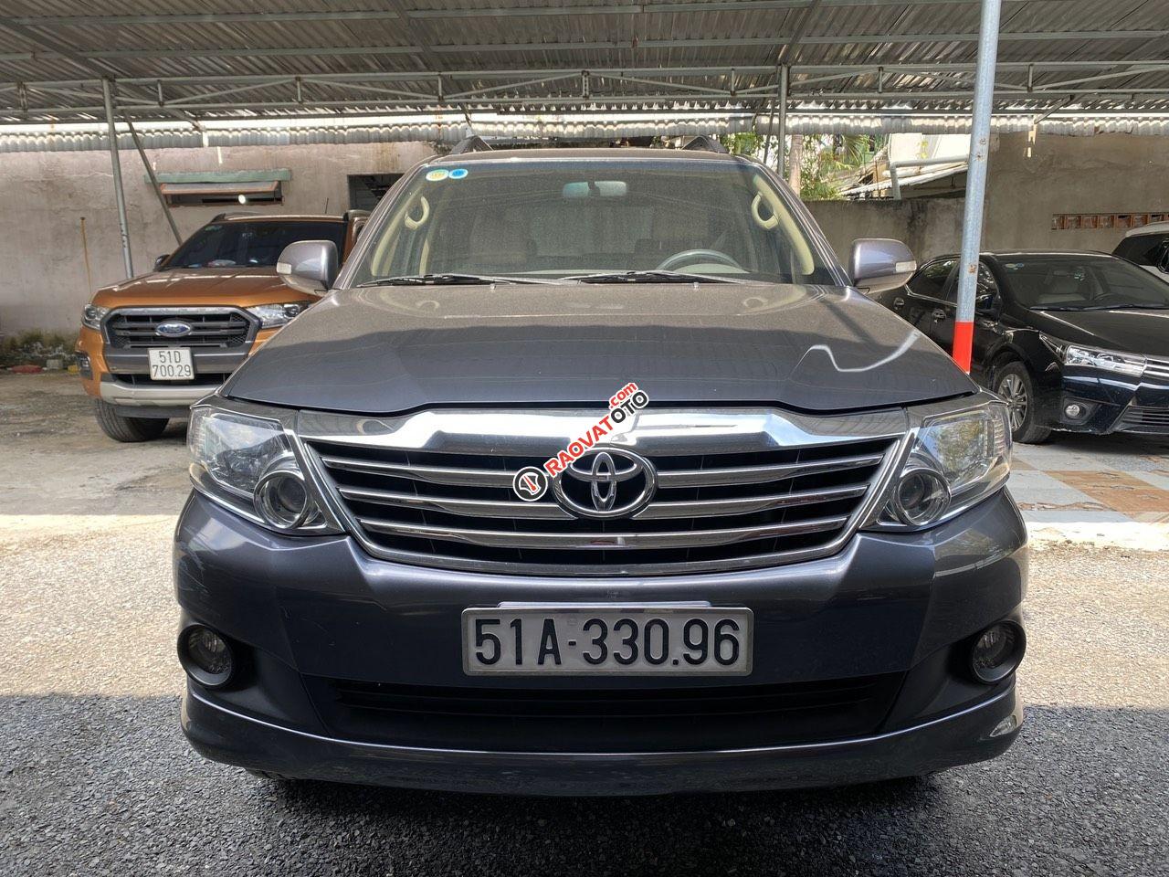 Toyota Fortuner 2012 máy xăng 1 cầu xe đẹp-14