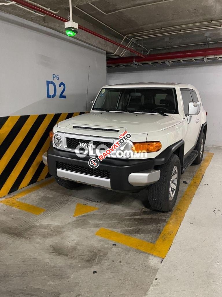 Bán ô tô Toyota Fj Cruiser năm sản xuất 2019, màu trắng, nhập khẩu chính chủ-3