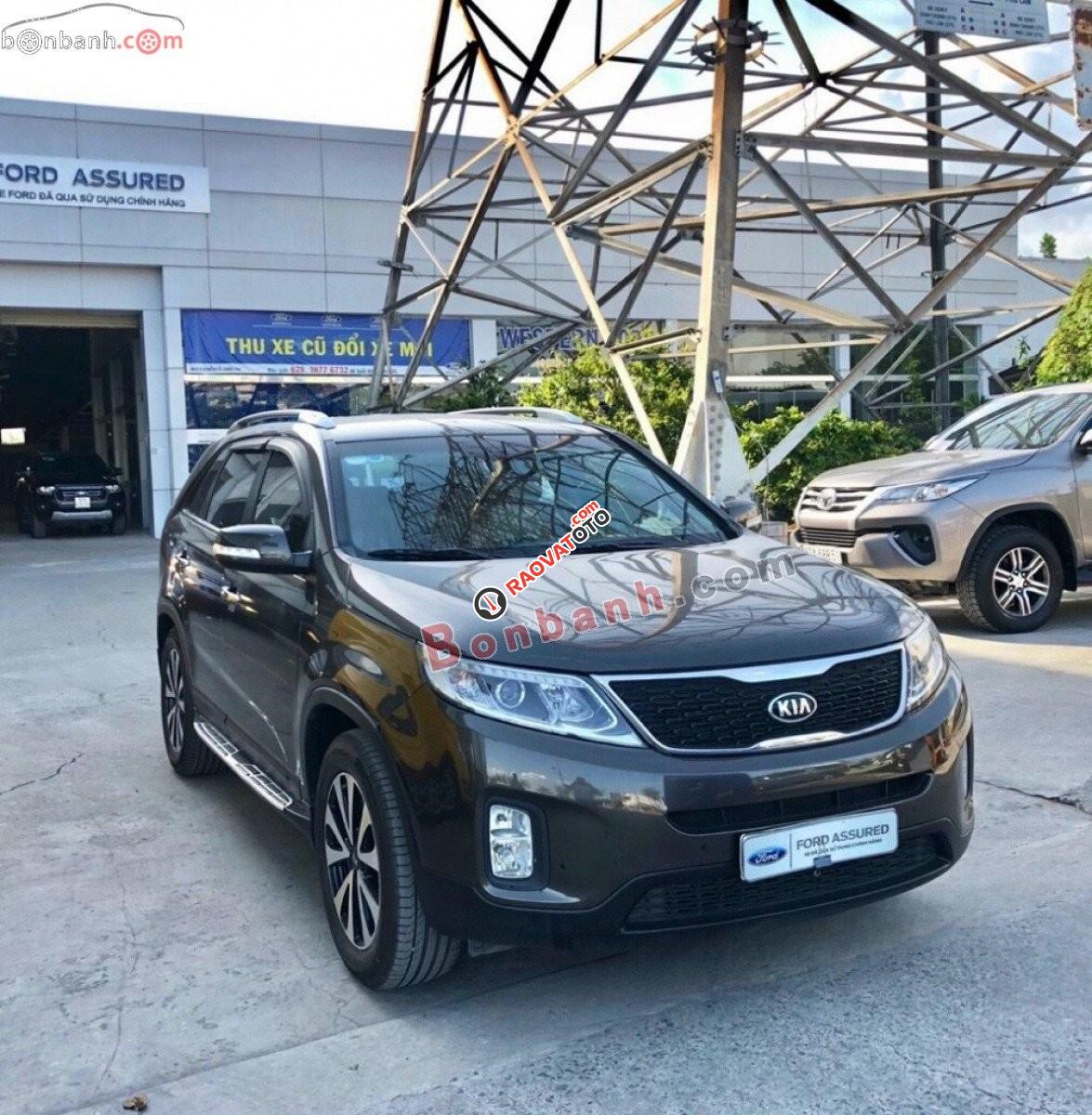 Bán Kia Sorento 2.4 GAT đời 2016, màu nâu-2