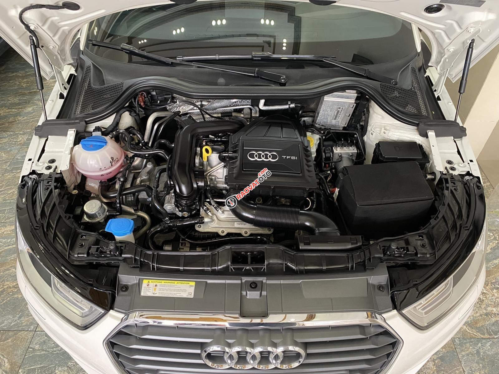 Bán xe Audi A1 bản Sline năm 2015, siêu lướt 21.000km nội thất đen zin nguyên bản, option miên man-0
