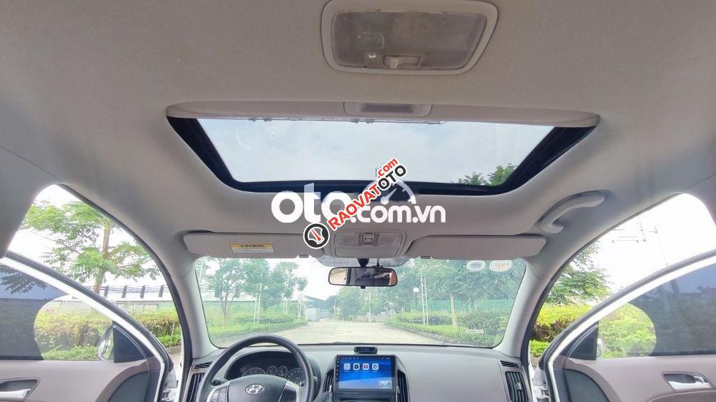 Cần bán gấp Hyundai i30 CW đời 2011, màu trắng, nhập khẩu Hàn Quốc-6