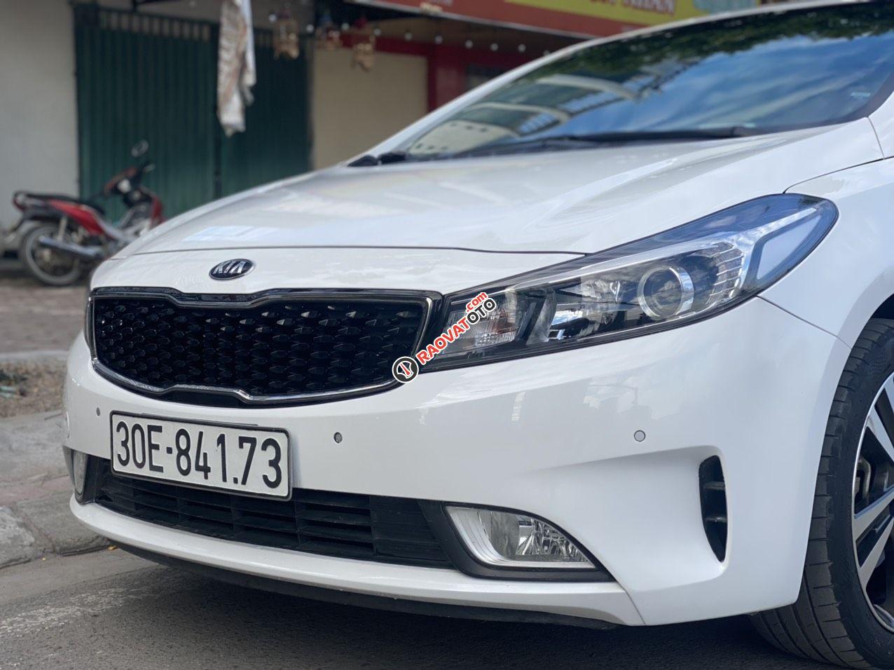 Cần bán gấp Kia Cerato 2.0AT sx năm 2017, giá cạnh tranh-9