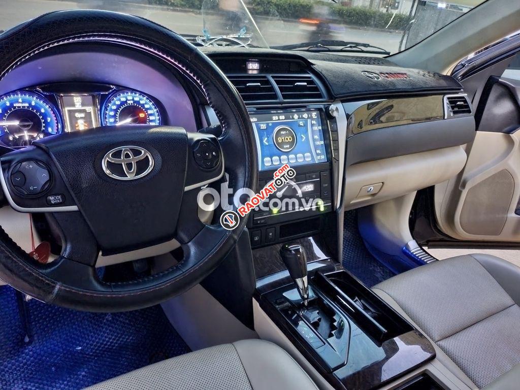 Cần bán gấp Toyota Camry 2.5G đời 2016, giá 775tr-8